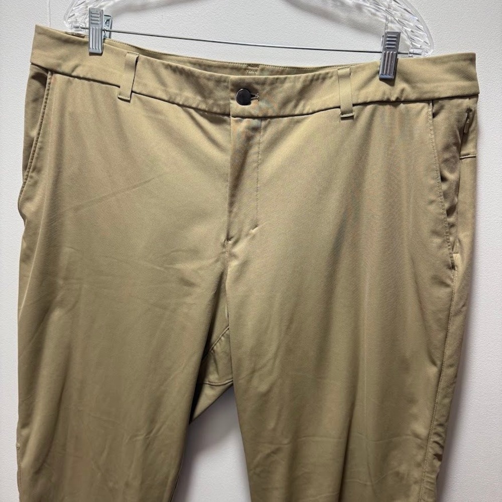 Lululemon ABC Classic-Fit Pant 30 Warpstreme Khaki Tan Mens Size 40 LM5420S - Picture 2 of 6
